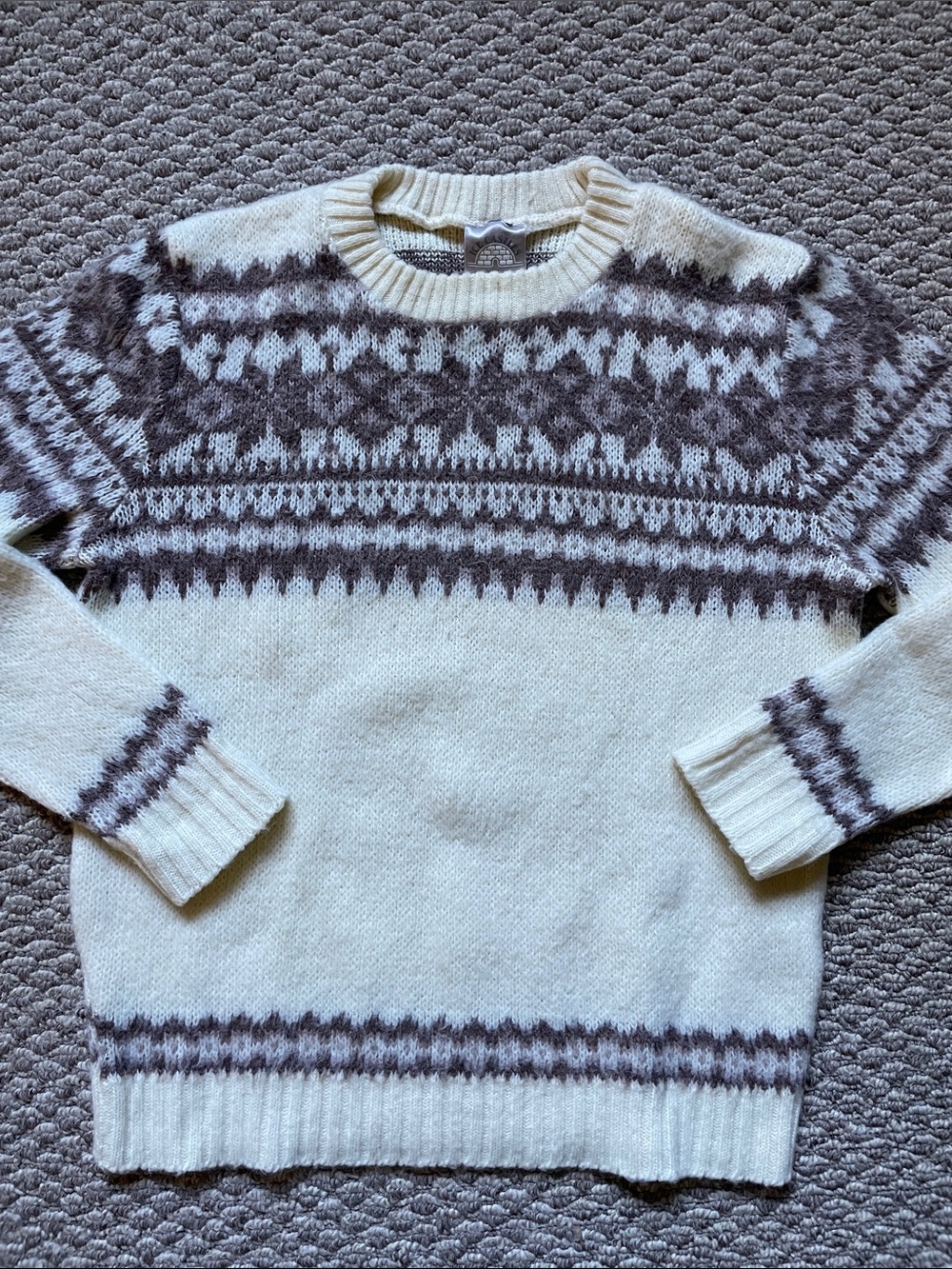 Vintage cottage core cozy knit sweater